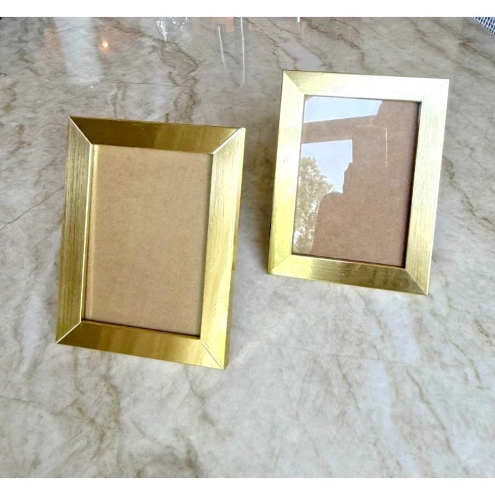 Set 2 Gold Wooden Picture Frames; Rectangular; Two 5x7 frames